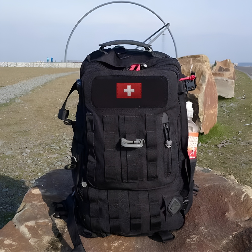 Тактическая нашивка Medic Cros – обзор и цена First Aid Bag Kit
